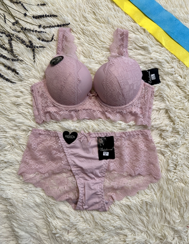 Комплект жіночої білизни 56