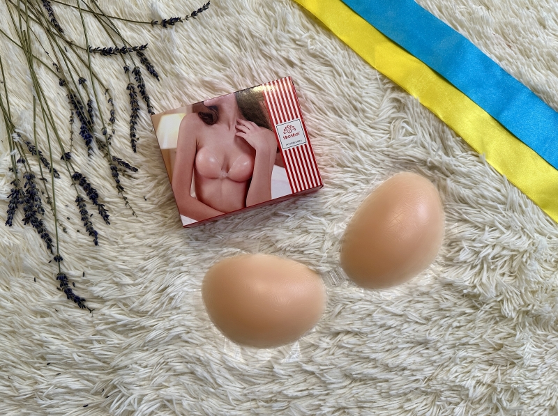 Невидимий силіконовий бюстгальтер без бретельок 1-2